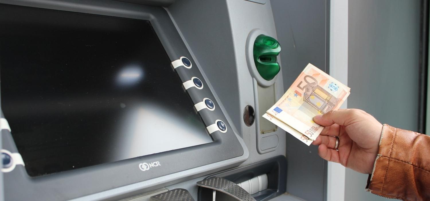 atm-15248711280.jpg