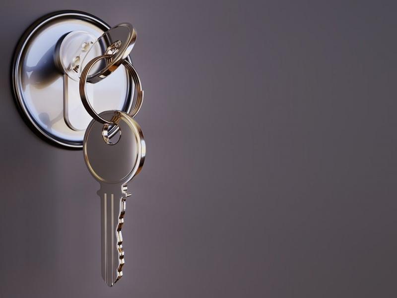 key-33483071280.jpg