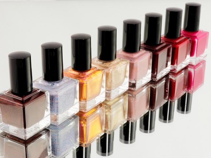 manicure-8708571280.jpg